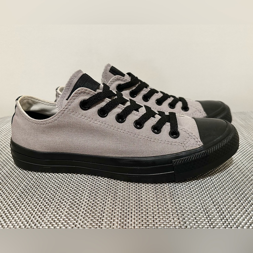 Custom Chuck Taylor All Star Converse Women’s Size 9